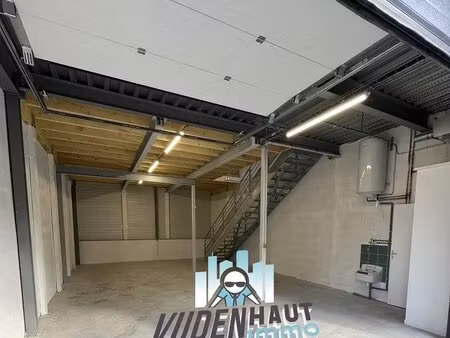 location local d’activités cornebarrieu 31700 143m²