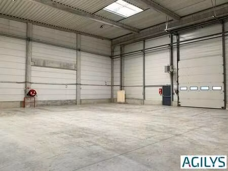 location local d’activités lieusaint 77127 1520m² à 3290m²