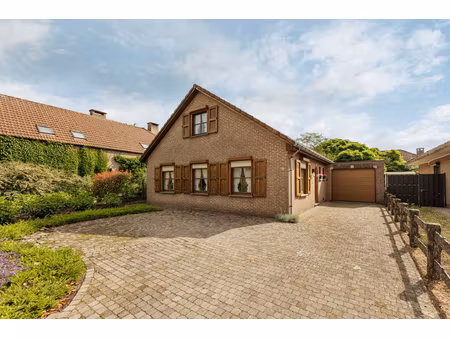 huis te koop in herentals met 4 slaapkamers