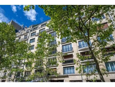 location bureaux 153 m²
