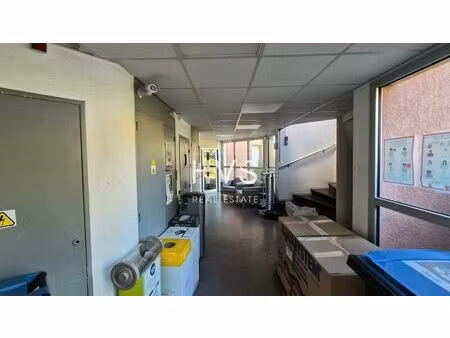 location bureaux 468 m² à 937 m²