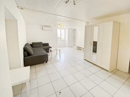 location appartement 1 pièce  33.70m²  mennecy