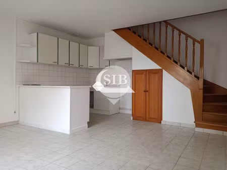 location appartement 2 pièces 44m² champlan 91160