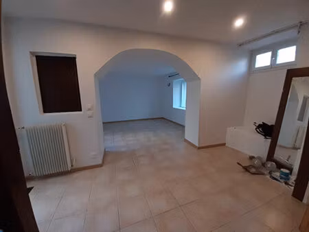 location appartement 3 pièces  61.98m²  dourdan