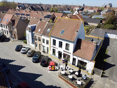 commercieel te koop in brugge met 3 slaapkamers