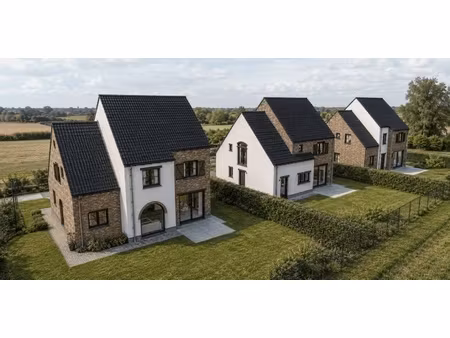 huis te koop in buggenhout met 4 slaapkamers