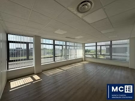 vente bureaux 142 m² à 725 m²