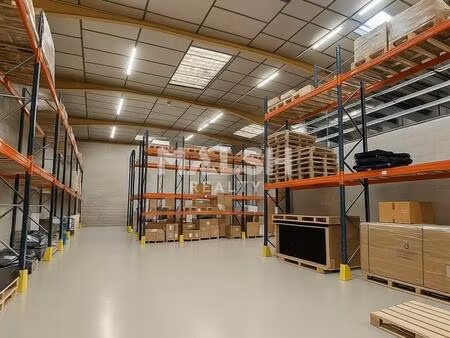 location local d’activités irigny 69540 840m²