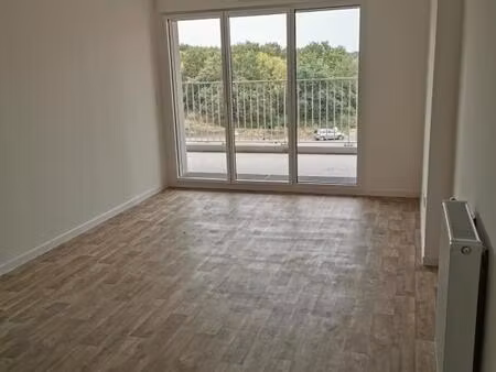 location appartement 2 pièces 44m² reze 44400