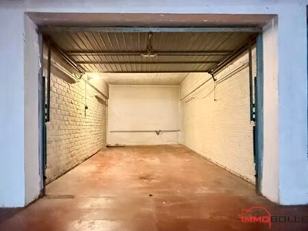 garage à vendre à boulevard du souverain 51 auderghem (vbe35999)