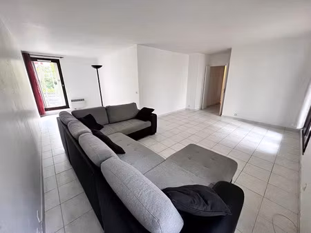location appartement 3 pièces 80.84 m² à sartrouville (78500)  1 350 €