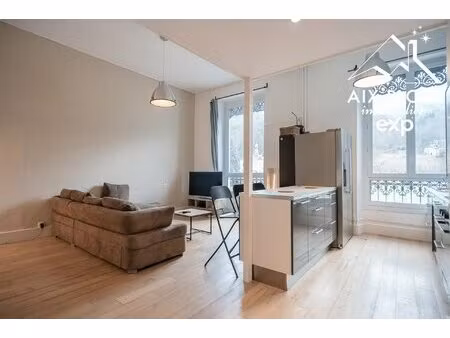 appartement t3 traversant de 56 m²
