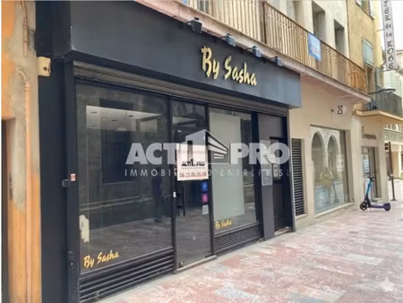 location local commercial 60m2 perpignan 66000 - 1900 € - surface privée