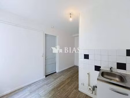 location appartement 2 pièces à elbeuf (76500) : à louer 2 pièces / 30m² elbeuf