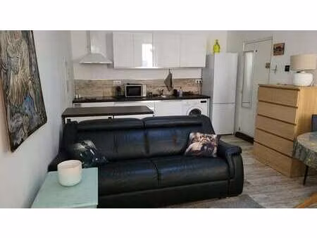 location appartement 2 pièces meublé à la ciotat (13600) : à louer 2 pièces meublé / 31m² 