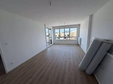 location appartement 2 pièces à mordelles (35310) : à louer 2 pièces / 46m² mordelles