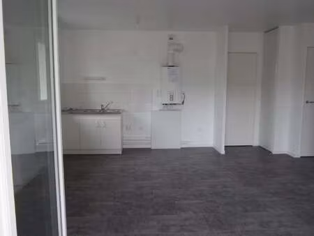 location appartement 3 pièces à saint-brieuc (22000) : à louer 3 pièces / 50m² saint-brieu