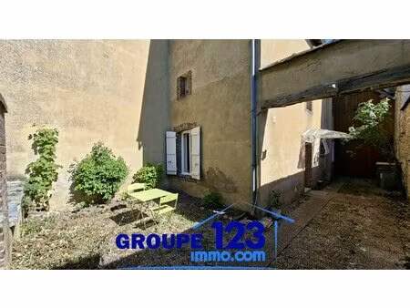 maison de ville  3 chambre avec jardinet