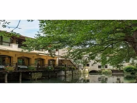 vente commerce saint genis de saintonge 17240 2000m²