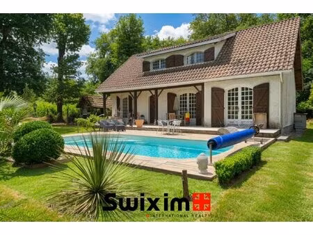 maison 146 m² avec piscine et garage à arsac