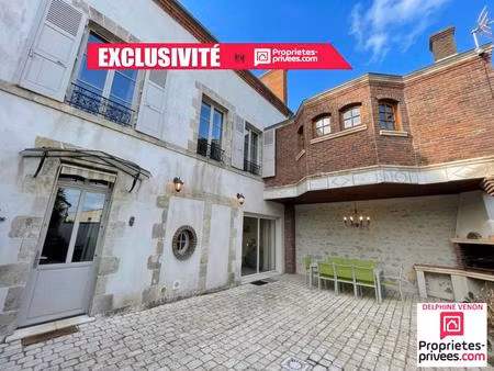 exclusivité - maison bourgeoise de 225 m² classe énergie c avec double garage et jardin en
