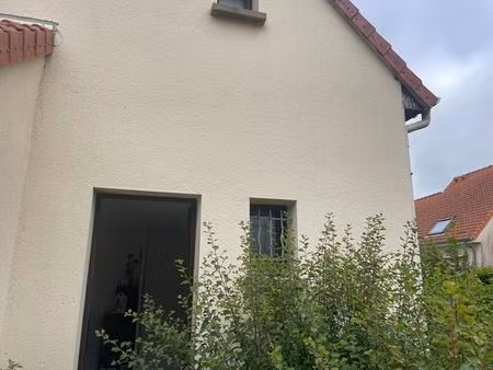 maison avec jardin et garage