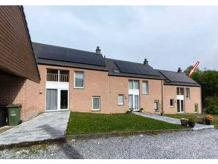 maison 4 ch. 183m²  jardin 600m²  wanze