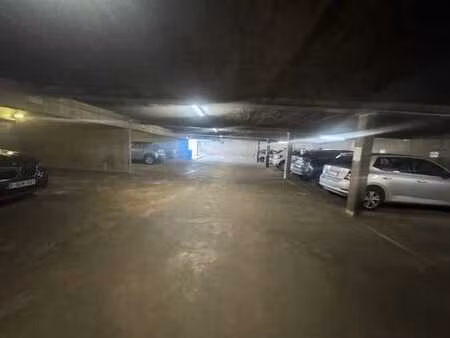 parking / garage