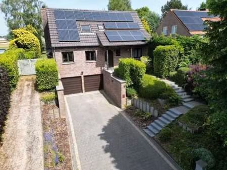 reves - superbe villa renovee + profession liberale