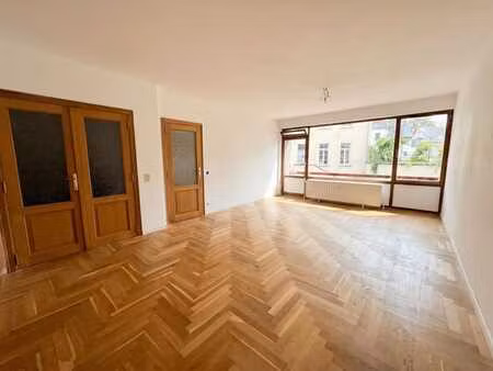 élégant appartement 2 chambres avec parking privatif  à deux