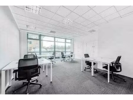 bureau pour 10 à regus the meadow