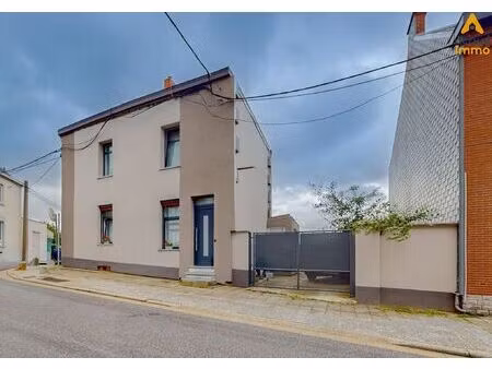 maison à vendre à rue wartonlieu 52 courcelles (vbe35773)