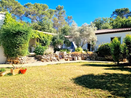 vente maison 6 pièces 179 m² à méounes-lès-montrieux (83136)  561 000 €