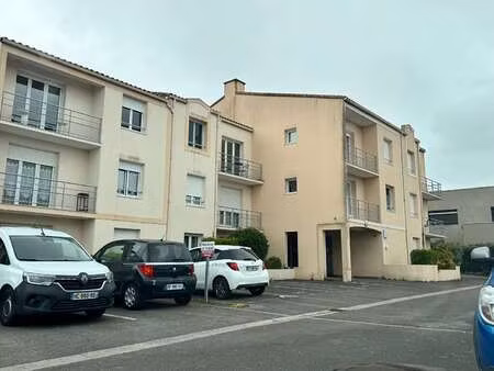location appartement 2 pièces à la roche-sur-yon (85000) : à louer 2 pièces / 38m² la roch