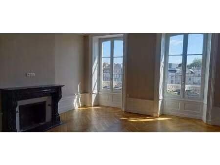 location appartement 5 pièces à laval (53000) : à louer 5 pièces / 158m² laval