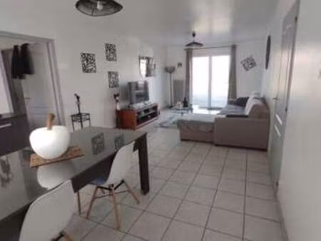 location maison à beaupreau (49600) : à louer / 69m² beaupreau