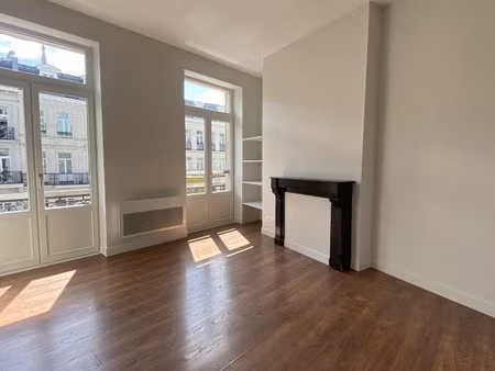 t3 rue faidherbe / 3e etg