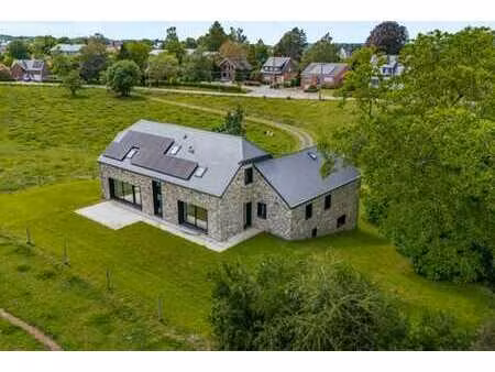 possibilité d'acquérir 1 6 hectare attenant à la propriété !