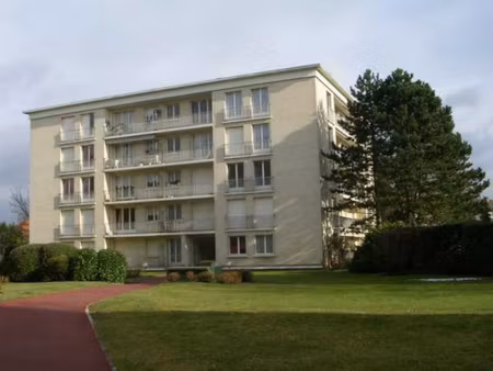 compiegne (carnot)- appartementde 4 pieces (73.14 m2)