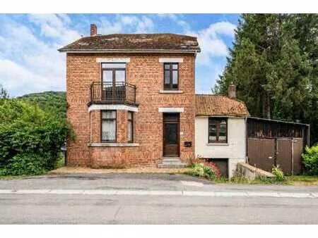 maison à vendre à treignes  rue de la gare 19 -
