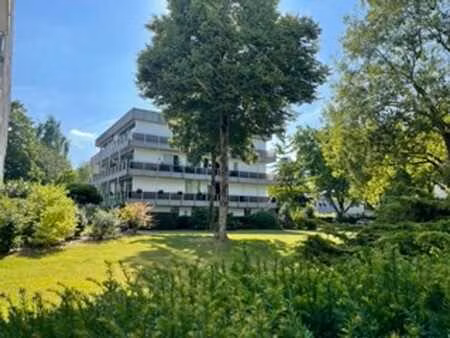 rez-de-jardin 2 chambres dans parc privé de 2 ha – tournai