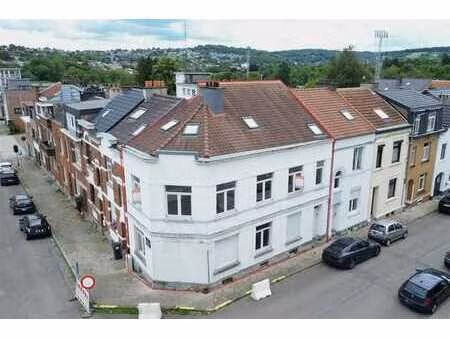 immeuble de rapport - 2 apppartements en ordre urbanisme