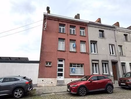 maison 3f avec cour