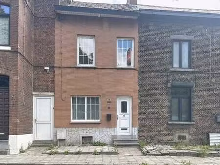 b.mais +/- 85m2 2ch - terr + jard