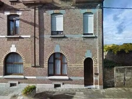 maison de 109 m²  en bon état