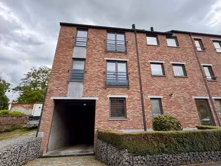 appartement 2 ch  garage  cave  non-meublé  écaussinnes