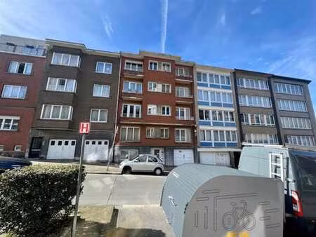 bel appartement 2ch terrasse et parking