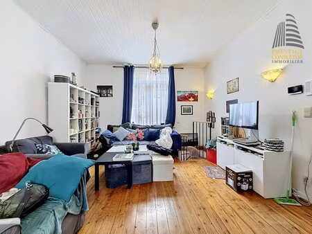 superbe duplex rez-de-chaussée avec cour privative !