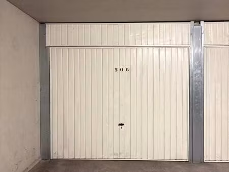 parking à louer