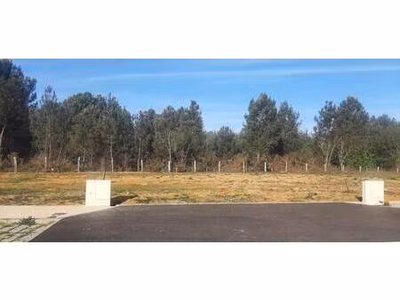 terrain constructible viabilisé à vendre